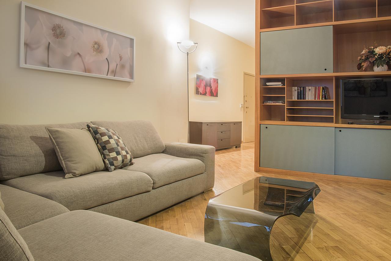 Easyhomes - San Babila Corridoni มิลาน ภายนอก รูปภาพ