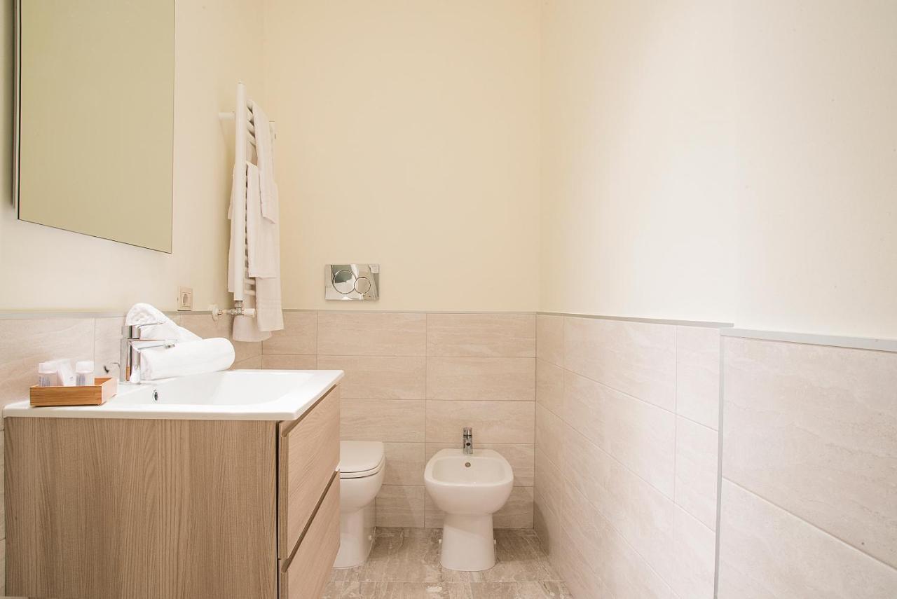 Easyhomes - San Babila Corridoni มิลาน ภายนอก รูปภาพ